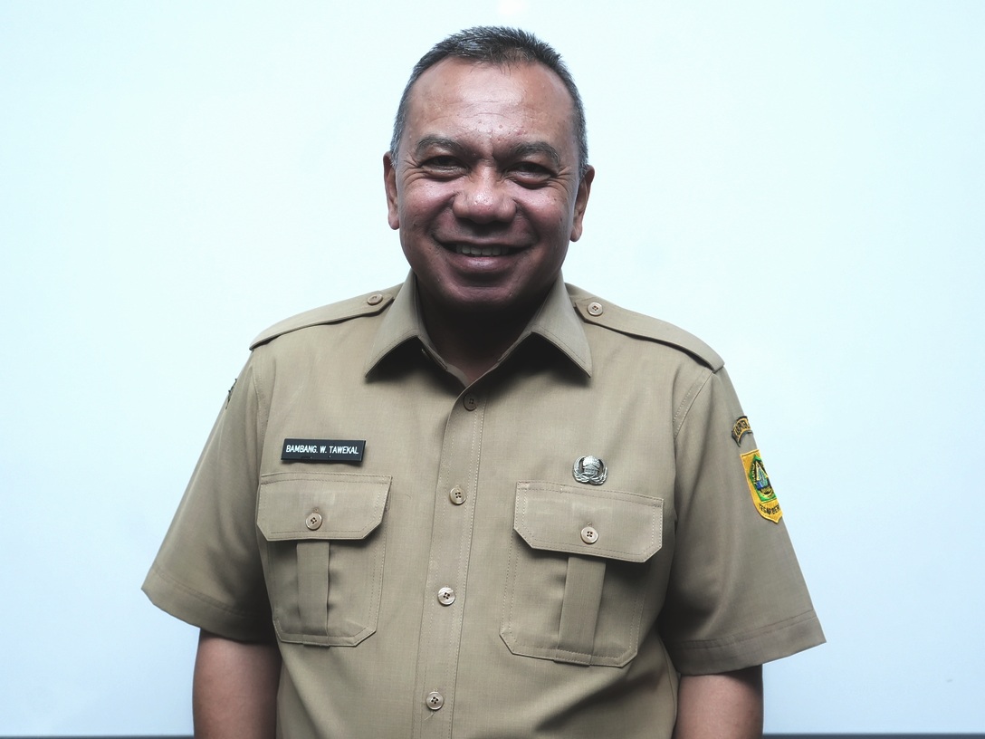 Drs. Bambang Widodo Tawekal, M.Si