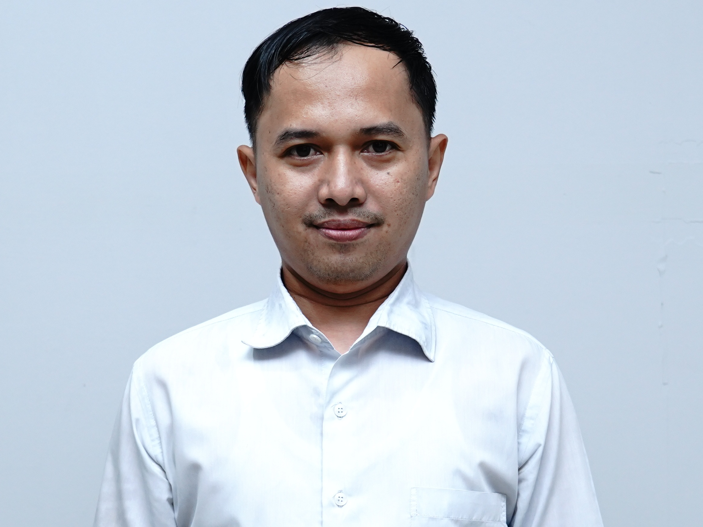 Ahmad Ficky, S.Kom.